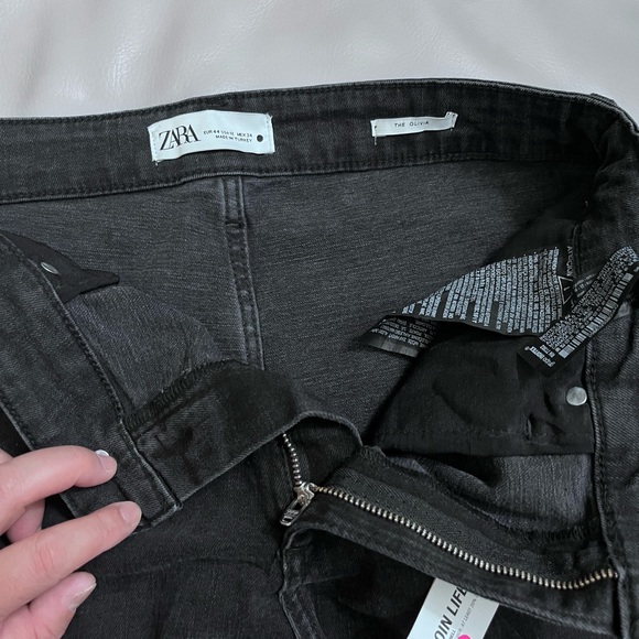 NWT - Zara Women’s The Olivia Split Hem Jeans - Size 12 - Picture 5 of 7